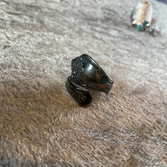 Vintage Wm A. Rogers Oneida Ltd Silver Plate Spoon Ring - Picture 4 of 4